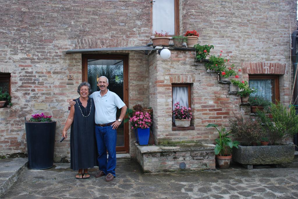 Frances' Lodge Relais Siena Exterior photo