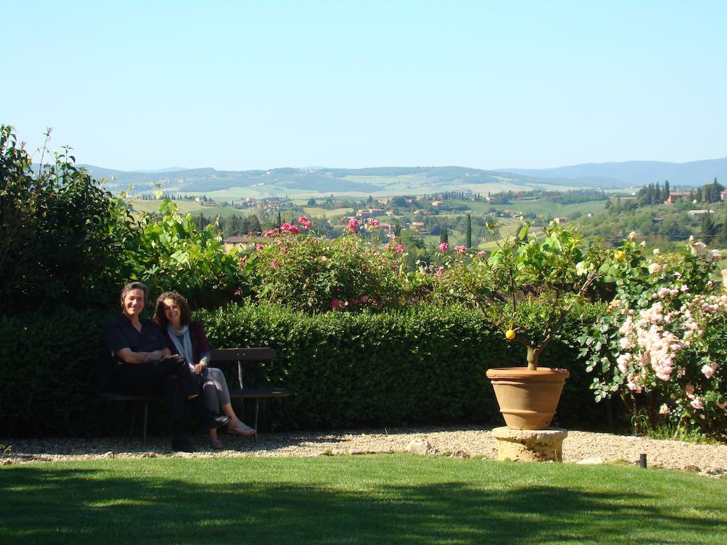 Frances' Lodge Relais Siena Exterior photo